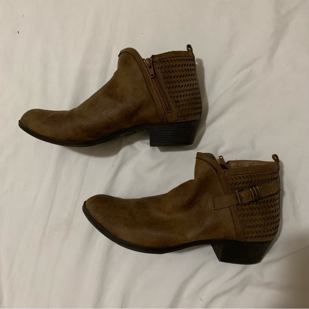 Me Too Brown Ankle Booties  (Women)
